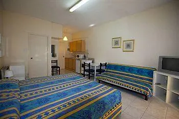 Aparthotel Geotanya